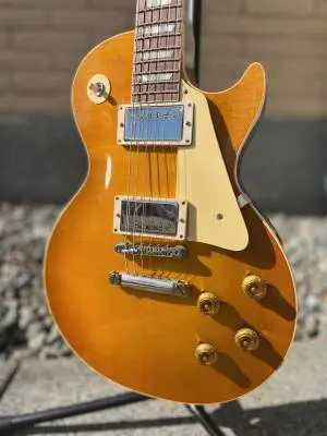 Gibson Custom Shop 1958 Les Paul Standard VOS Reissue - Lemon Burst 2