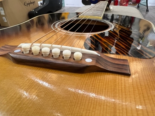 Gibson 1942 Banner Southern Jumbo Vintage Burst w/ OHSC 2