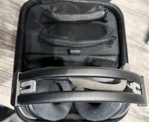 Shure - SRH1540-BK 2