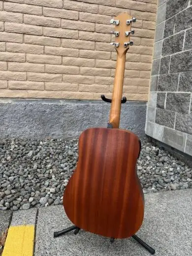 Taylor Guitars - ACADEMY 10E V2 2