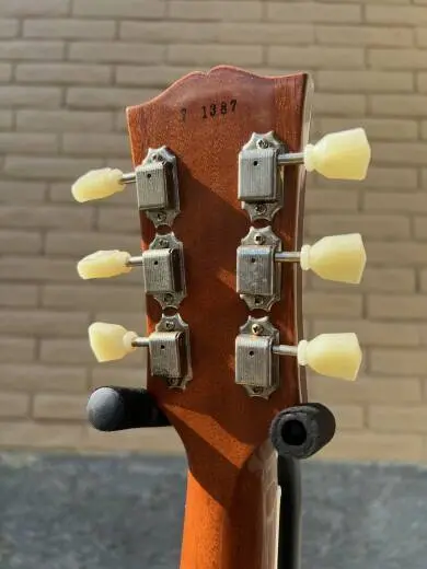 Gibson Custom Shop 1957 Reissue Les Paul Goldtop VOS w/ case 2