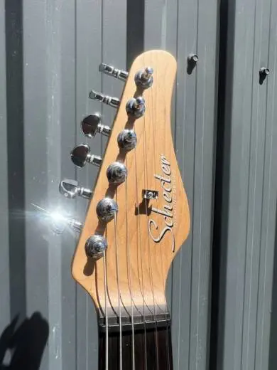 Schecter Nick Johnston Traditional SSS Atomic Coral 2