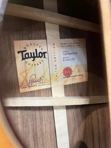 Taylor Guitars - 314CE S.E. 4