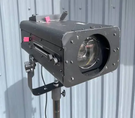 American DJ - FS600LED/SYS