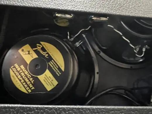 FENDER HOT ROD DEVILLE 212 2