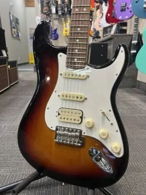 Fender - 011-4920-300 2