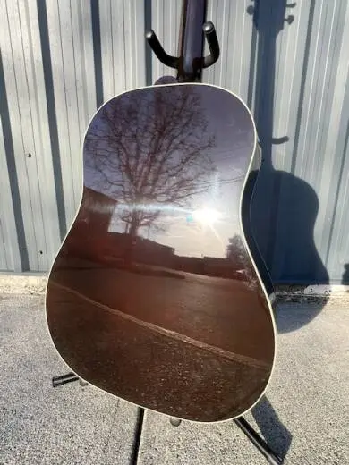 Gibson Slash J-45 - November Burst 2