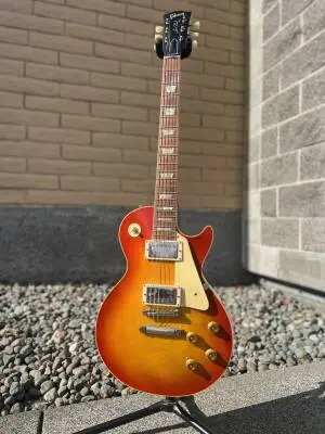 Gibson Custom Shop Murphy Lab Ultra Lite Aged '58 Les Paul Std. - Washed Cherry Sunburst