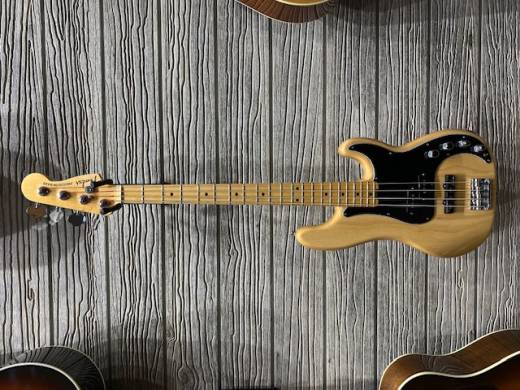 Fender AM Elite P-Bass Ash MN Ash w/ OHSC