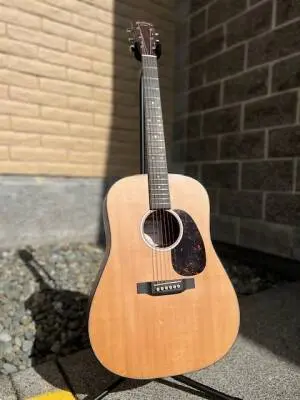 Martin Guitars - D-10E MARTIN