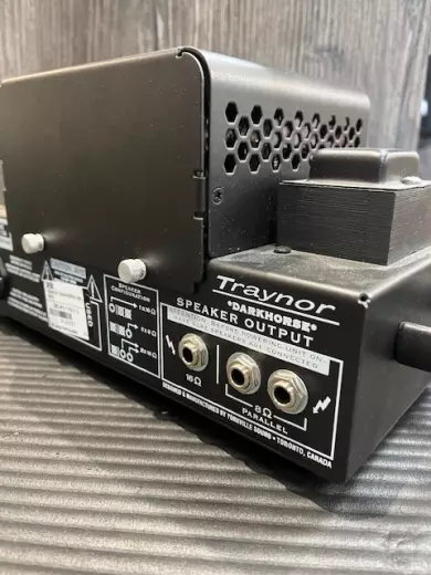 Traynor - DH15H 3
