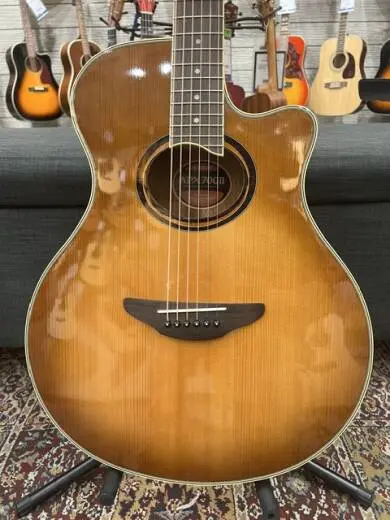 Yamaha - APX700II SDB 2