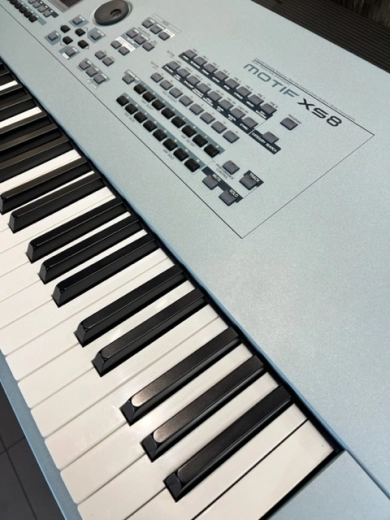 Yamaha - MOTIF XS8