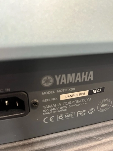 Yamaha - MOTIF XS8 2