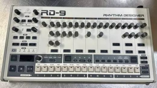 Behringer - RD-9