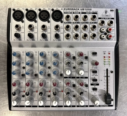 BEHRINGER UB1202-PRO MIXER