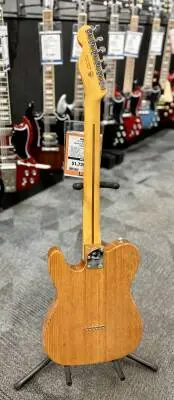 Fender - 011-3942-763 2