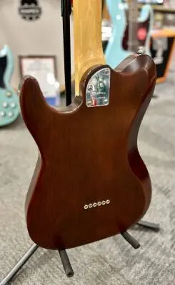 Godin Guitars - G49325 2