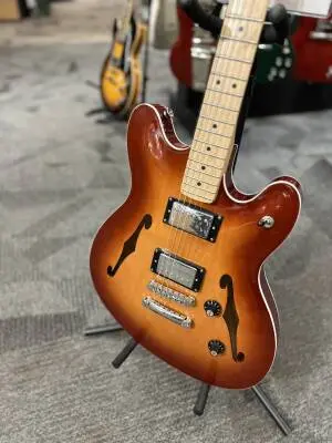 Squier - 037-8452-547 2