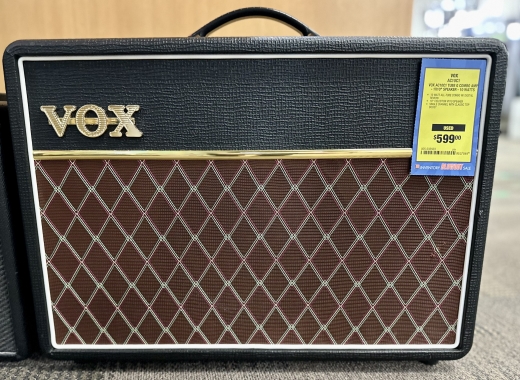 Store Special Product - Vox - AC10C1