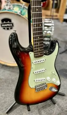 FENDER VINTAGE CUSTOM 1959 STRAT RW 2
