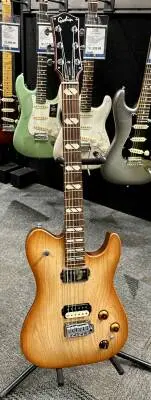 Godin Guitars - G51465 2