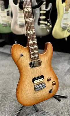 Godin Guitars - G51465