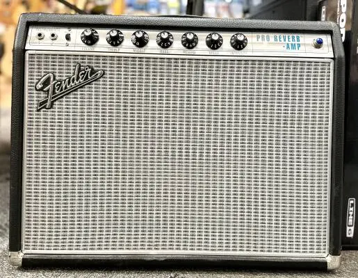 Store Special Product - Fender - 227-8000-000