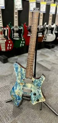 EART GW2 Headless guitar