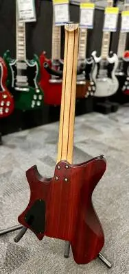 EART GW2 Headless guitar 2