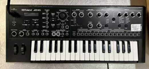 Roland - JD-XI