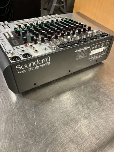 Soundcraft - SIGNATURE 12MTK Mixer 2