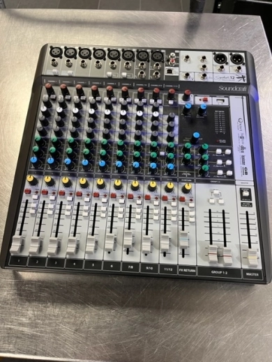 Soundcraft - SIGNATURE 12MTK Mixer