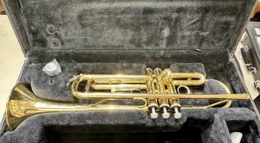 Yamaha YTR2335 Trumpet