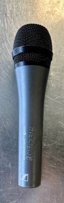 Store Special Product - Sennheiser - E835