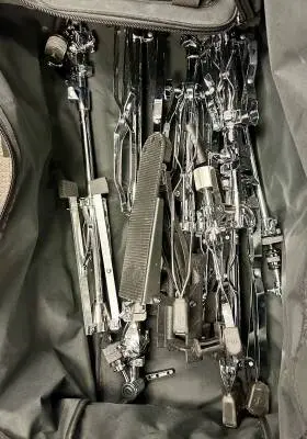 DW Hardware pack w/bag