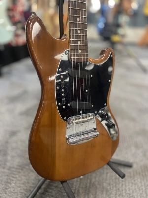 1975-1976 FENDER MUSTANG 2