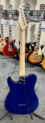 PEAVEY GENERATION ELECTRIC GUITAR 2