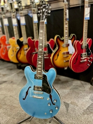 GIBSON ES335 (2018)  ICE BLUE 2