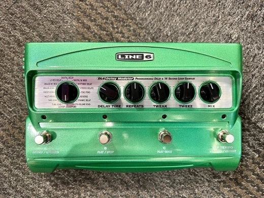 Line 6 - DL4