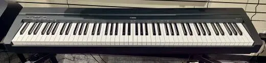 Yamaha - P45 B
