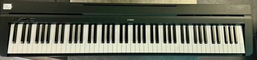 Yamaha - P45 B