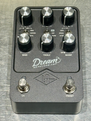 Universal Audio UAFX Dream '65 Reverb Amplifier Pedal | Long Universal Audio UAFX Dream '65 Reverb Amplifier Pedal | Long
