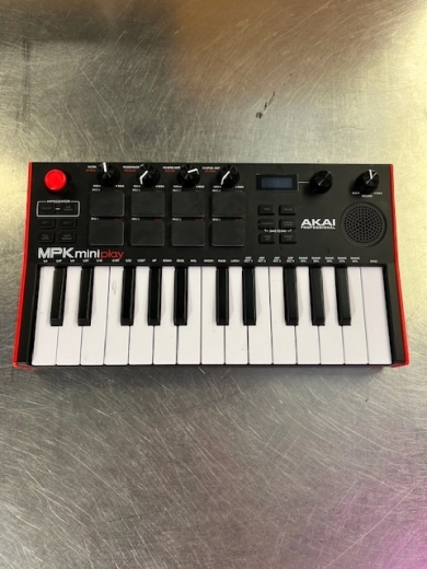 Akai - MPKMINIPLAYMK3