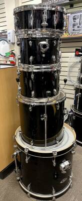 Pearl Export 5pc kit w/cymbals and HW