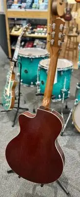 Godin Guitars - G33560 2