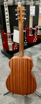 Martin Guitars - 000JR-10 2