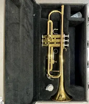 Yamaha YTR2335 Trumpet
