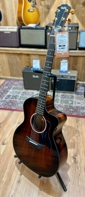 Taylor Guitars - 224CE-K DLX V1