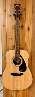 Yamaha - F325D